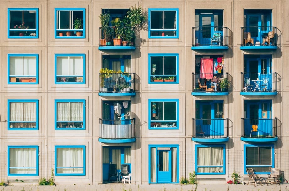 Benefits of Living in a Condominium Building